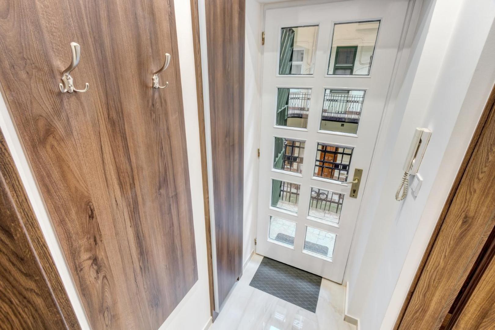 Mega Deal - Elegance - No Deposit Needed Budapest Exterior photo